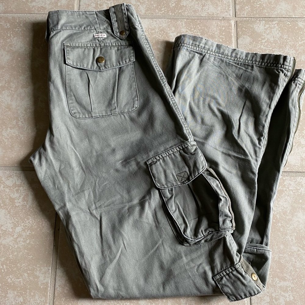 Y2k Hollister sage green cargo khaki low rise flare jeans - Picture 5 of 16